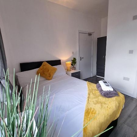 23 Woodhouse Villa Stoke-on-Trent Eksteriør billede