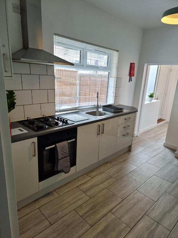 23 Woodhouse Villa Stoke-on-Trent Eksteriør billede
